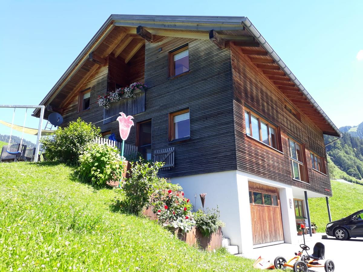 Hotel Haus Erna Schoppernau Esterno foto